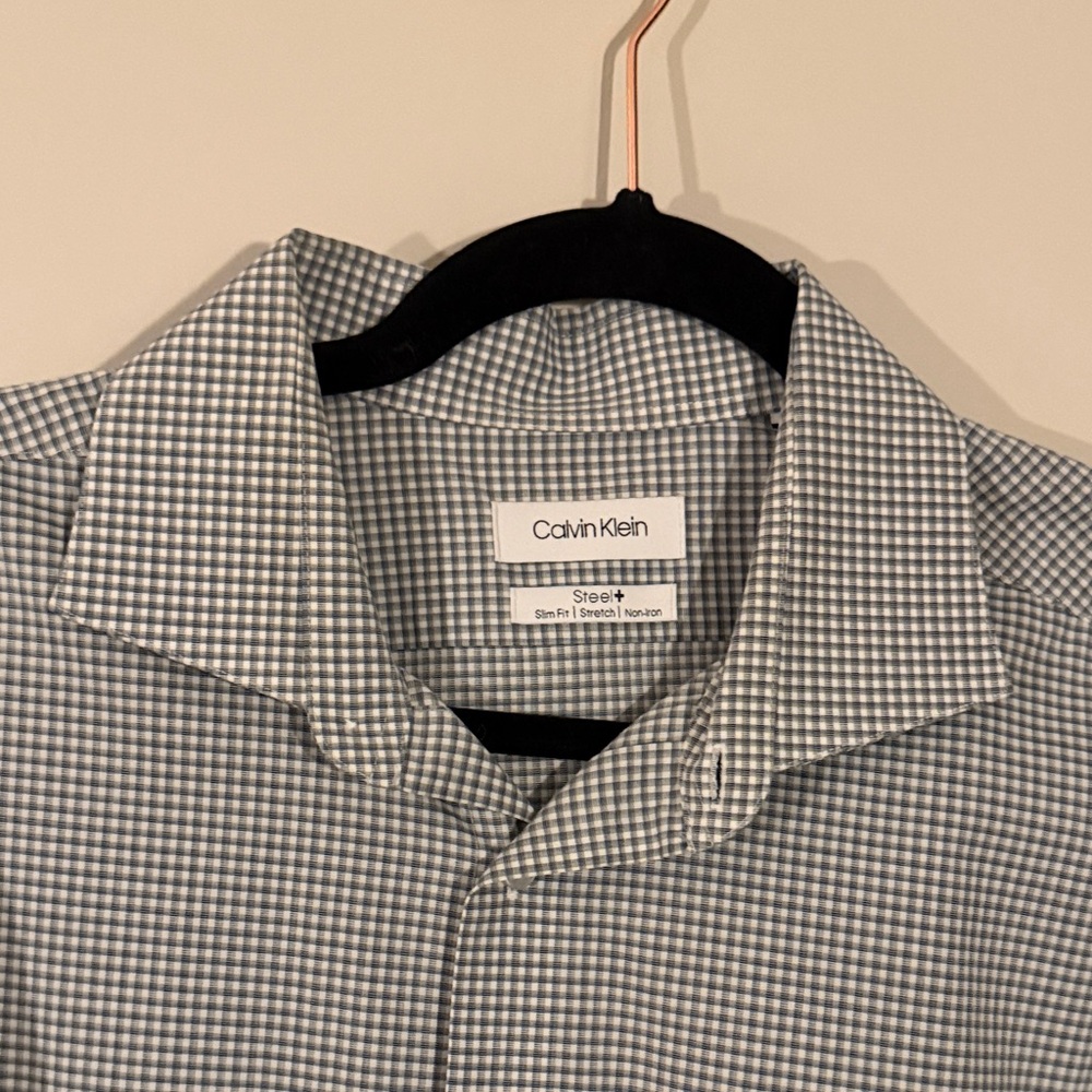 Calvin Klein Men's Gray Checkered Dress Shirt